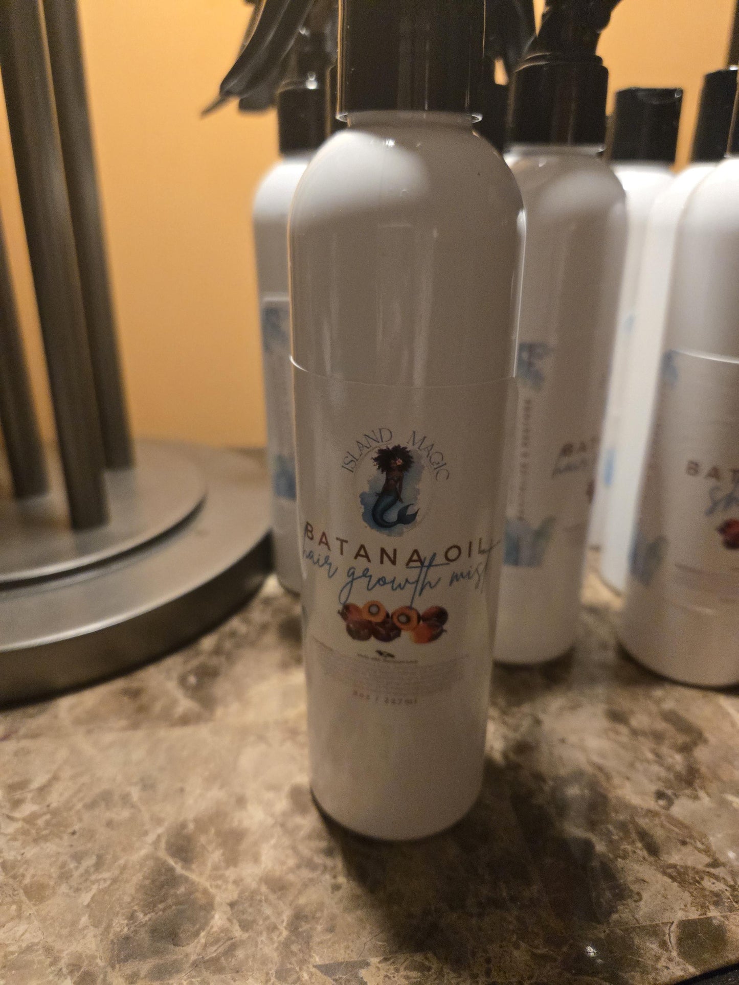 Batana Oil Leave In Mist-Rosemary and Mint Scented